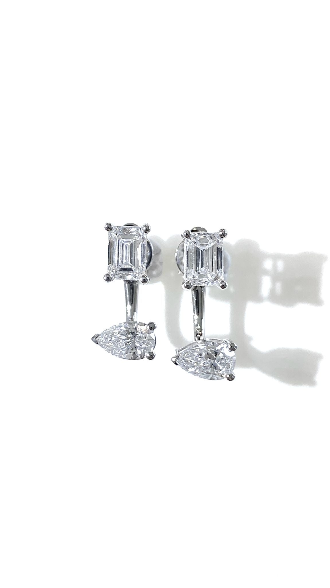 培育鑽石0.4ct祖母綠形配0.5ct梨形鉑金耳環 lab grown diamond Emerald & Pear Platinum earrings