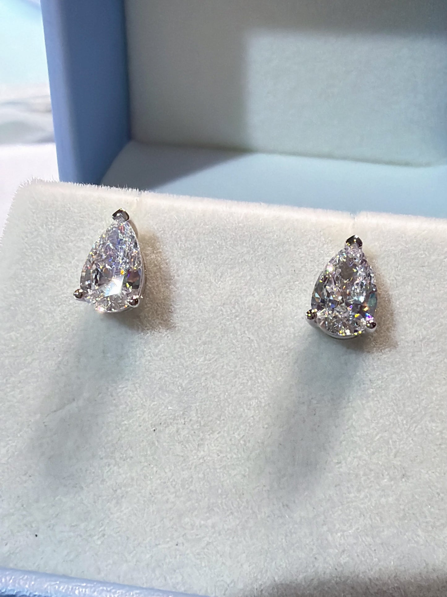 培育鑽石鉑金耳環 1ct 一對共 2ct Pear cut Lab grown diamond earrings