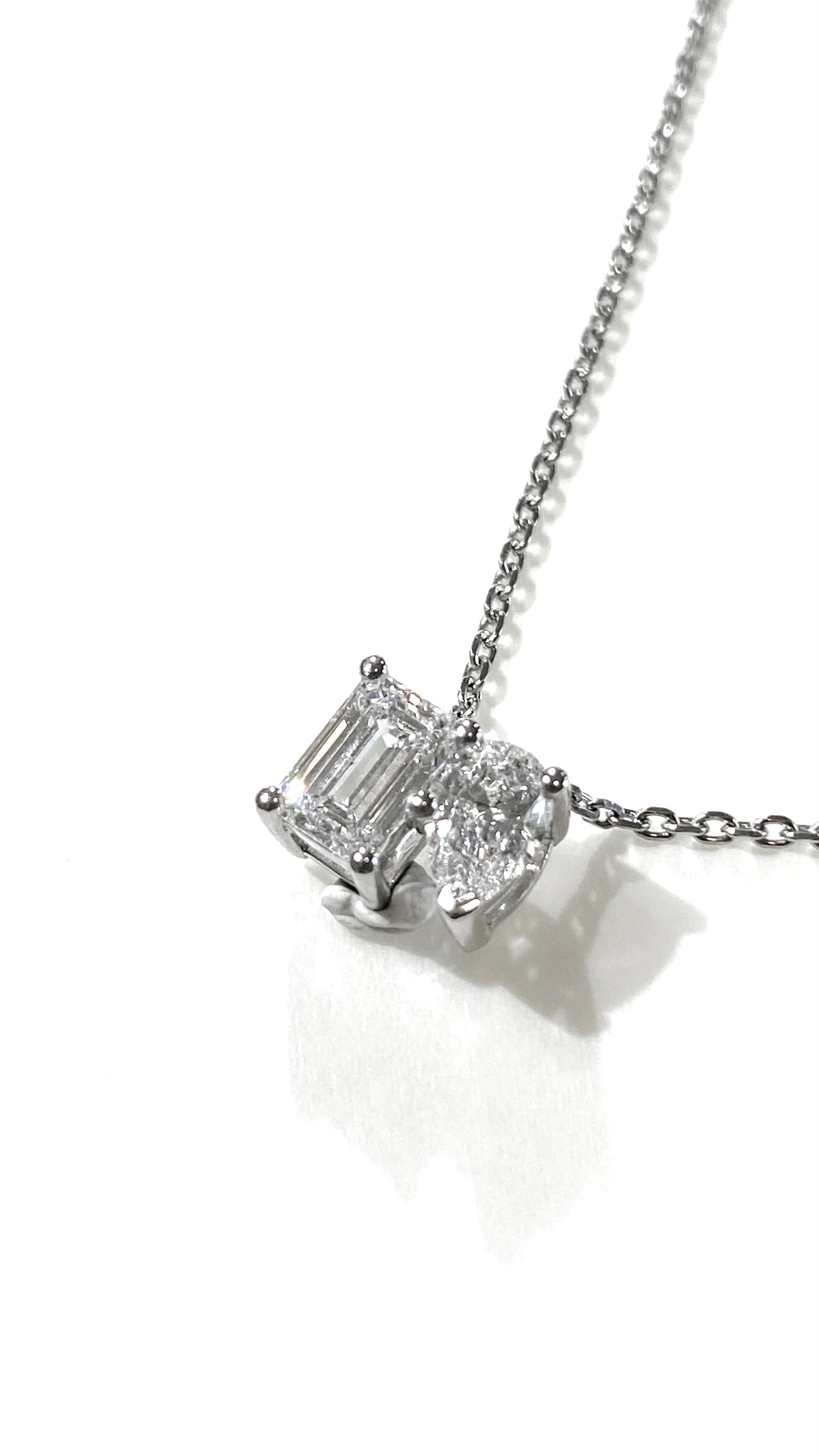 培育鑽石鉑金頸鏈 祖母綠形加梨形 1.03ct lab grown diamond Emerald & Pear  Cut platinum Pendant