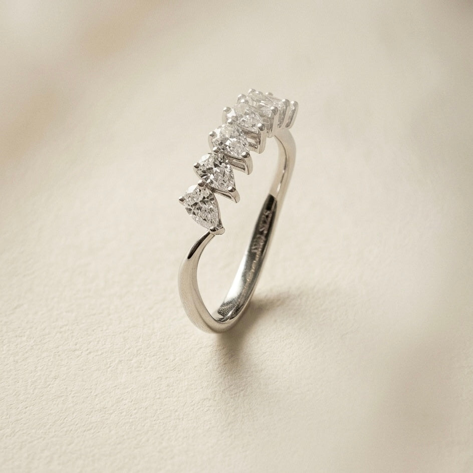 培育鑽石戒指 （水滴型7粒共0.78ct)Lab grown diamond 18k plated Ring