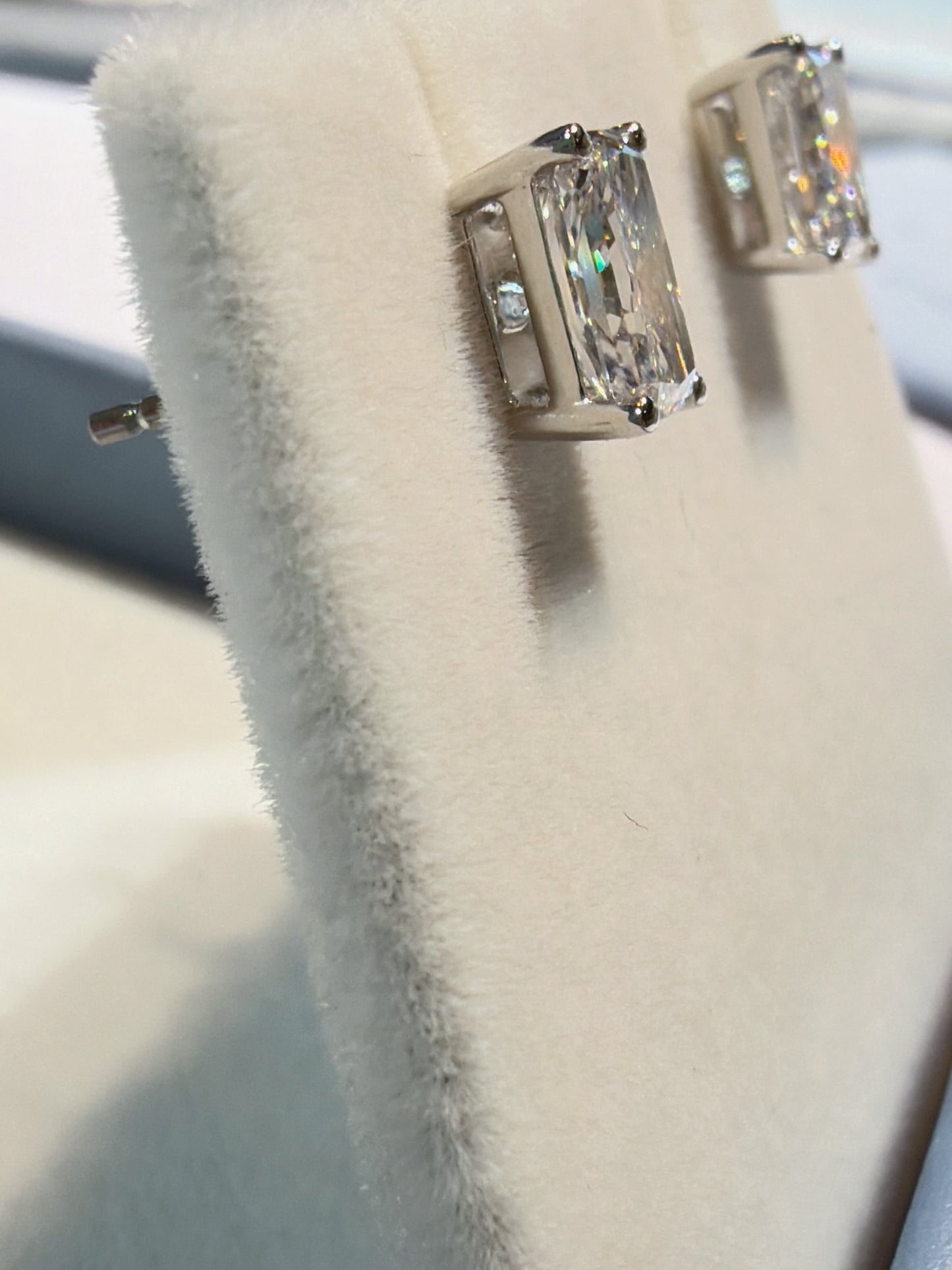 培育鑽石鉑金耳環 1ct 一對共2ct  radiant cut Lab grown diamond earrings