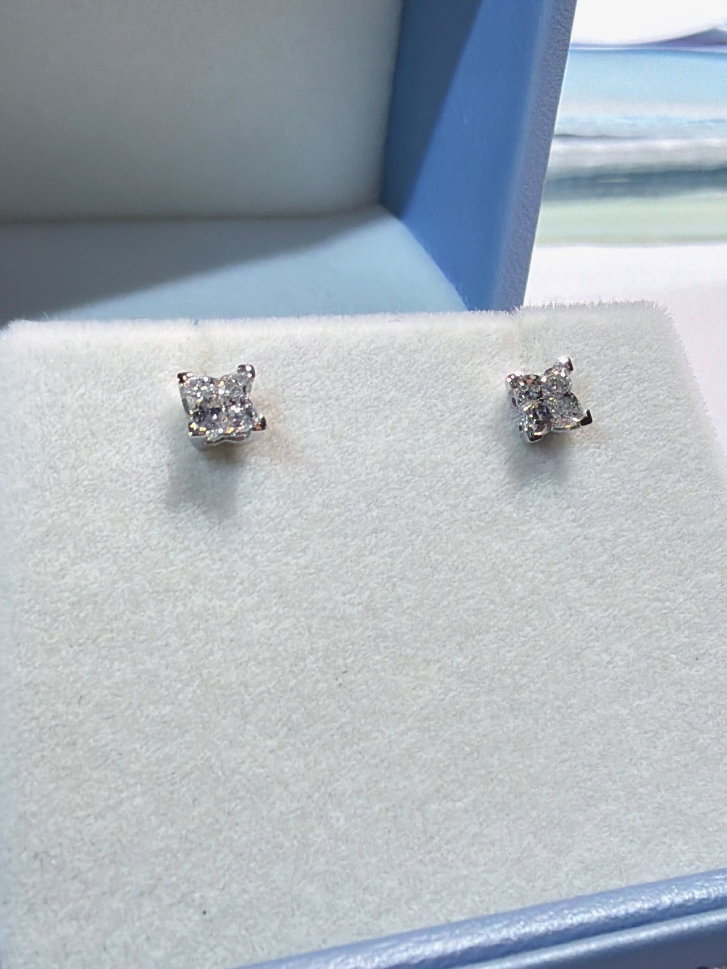 培育鑽石鉑金耳環 0.3 ct 一對共0.6 ct 4 pear cut Lab grown diamond earrings