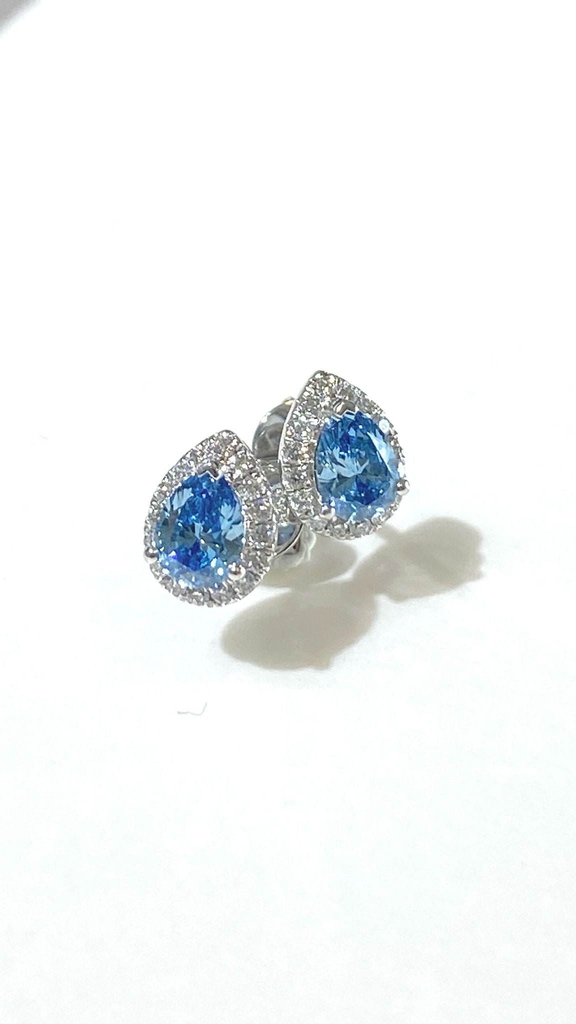 培育鑽石Fancy Blue 0.3ct耳環 Lab grown diamond earrings