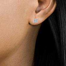 將圖片載入圖庫檢視器 14K WG Princess Cut Solitaire Earrings 2 ctw SJE32004B
